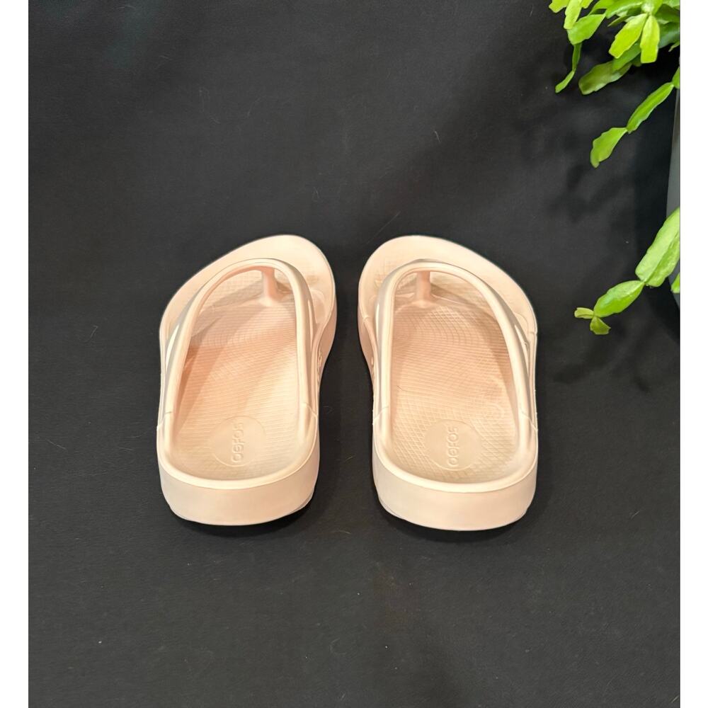 Women’s OOFOS OOriginal Thong Sandals Primrose Pink Recovery Comfort Flip Flop 9 - Picture 4 of 5